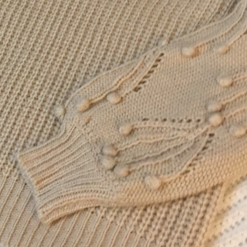 In Loom beige bubble cable knit sweater like new 👀 🤎 - Picture 5 of 6